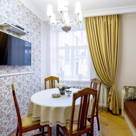 Dzirnavu 92, Free Private Parking Lägenhet Riga Exteriör bild