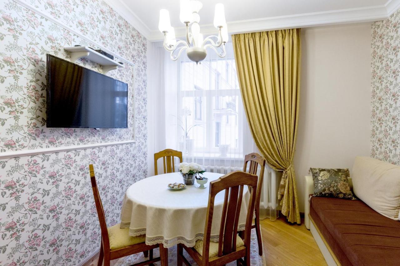 Dzirnavu 92, Free Private Parking Lägenhet Riga Exteriör bild