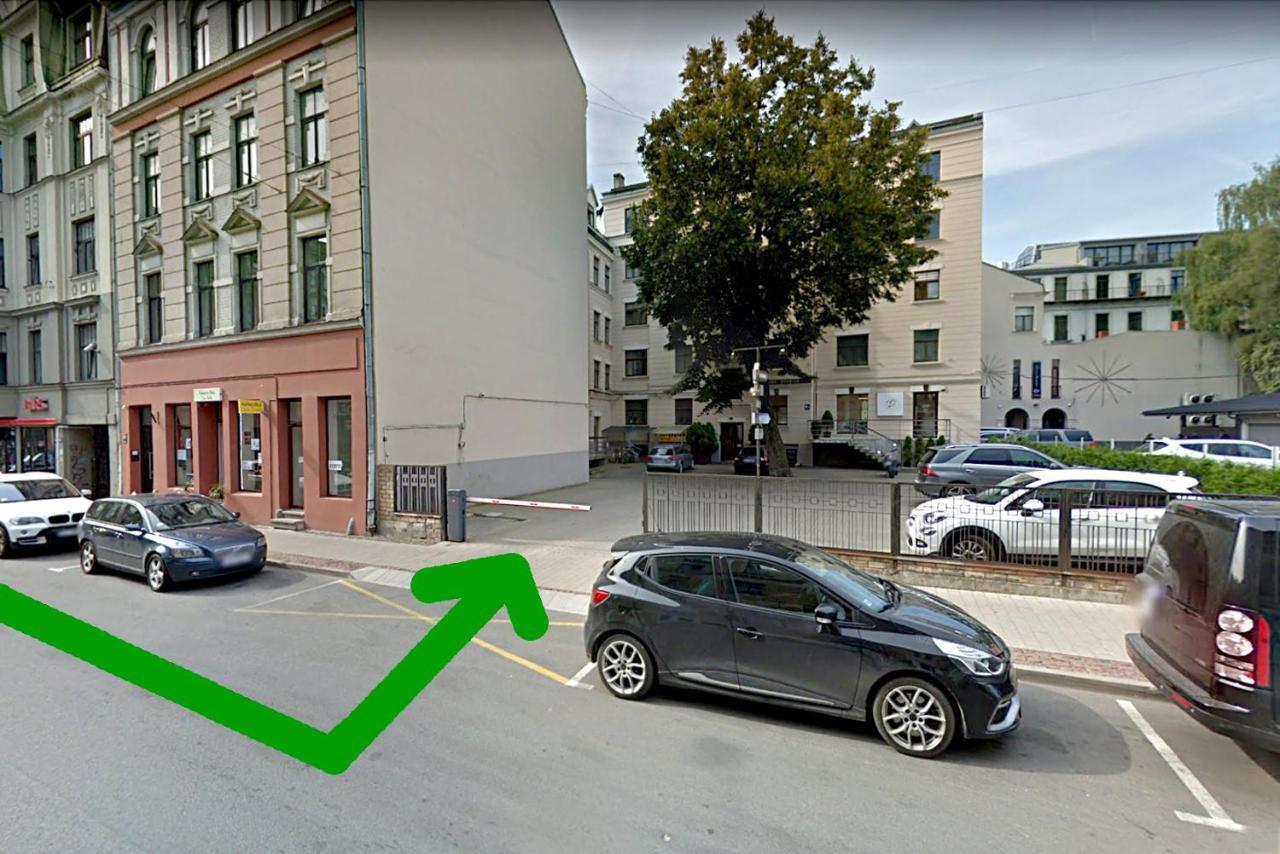 Dzirnavu 92, Free Private Parking Lägenhet Riga Exteriör bild